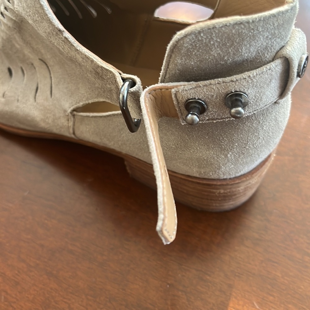 Sam Edelman lazer cutout suede heeled booties. - Picture 5 of 8